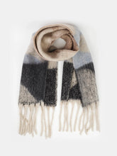 Boston Fluffy Scarf
