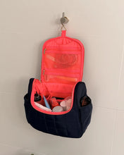 Essentials Bag Navy