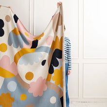 Round The Garden Knit Throw