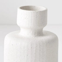 Alena Vase